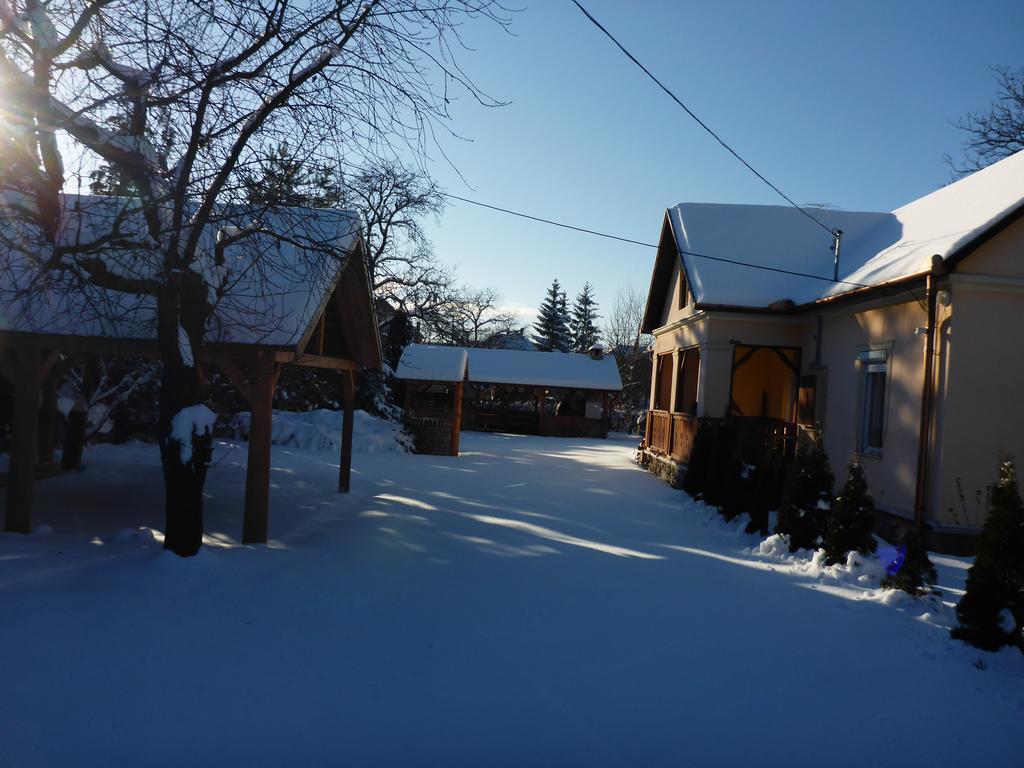 Zergeboglar Vendeghaz Villa Szilvasvarad Bagian luar foto